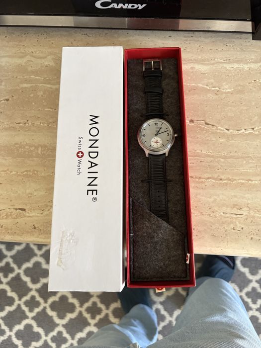 mondaine helvetica 1 smart limited edition (mh1.b2s80) diameter