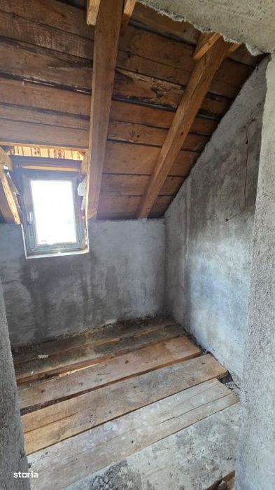 Casa cu mansarda in Paulesti teren 863 mp