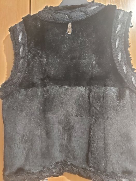 Жилетка с естествен пух