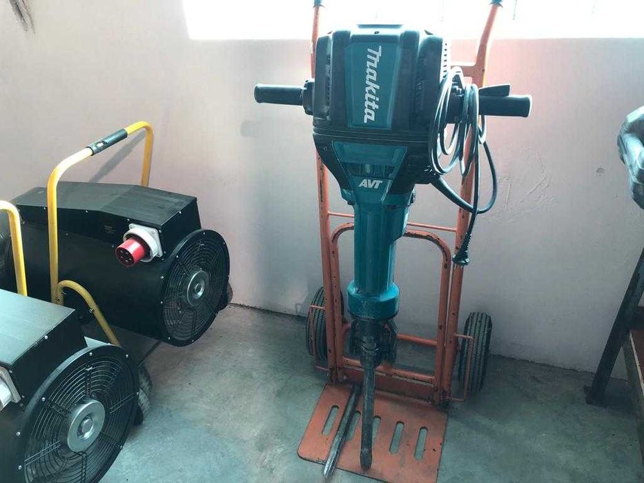 Inchiriez Picamer , ciocane demolatoare, 8-32 kg