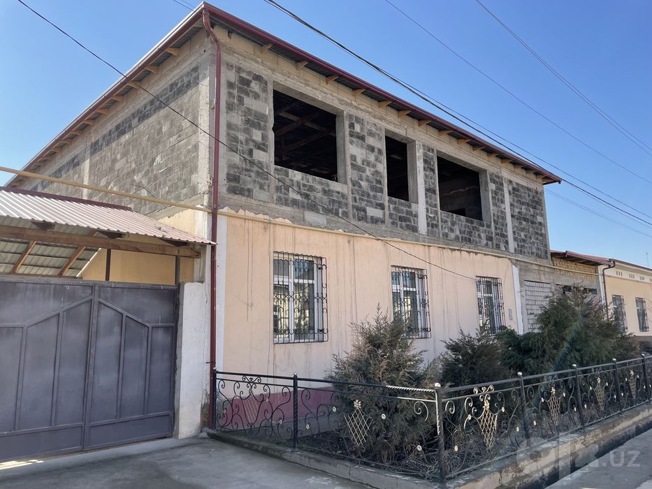 Srochno bitmagan Hovli sotiladi