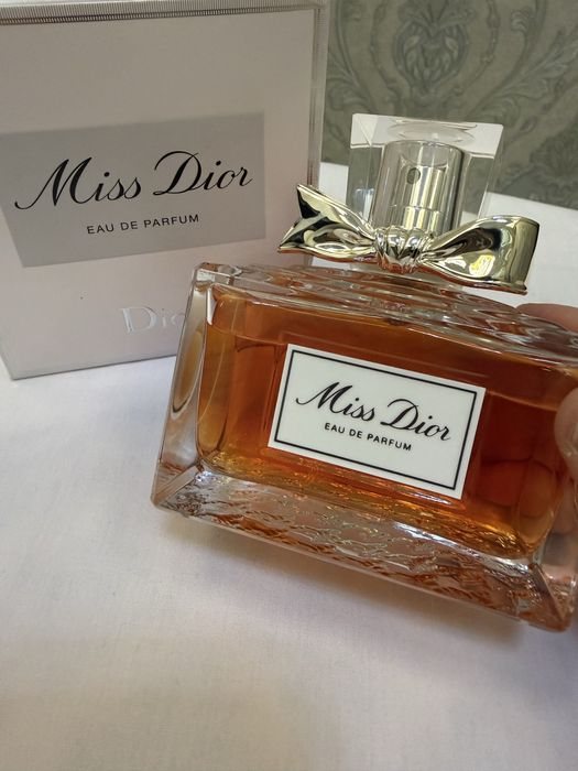 Miss dior parfume