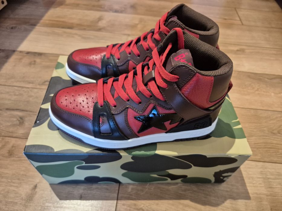 Sneakers
A BATHING APE Bape Sta 93 Hi
Red