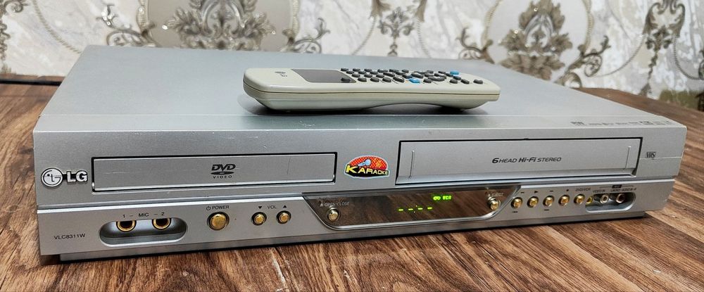 Видеомагнитофон Устадан