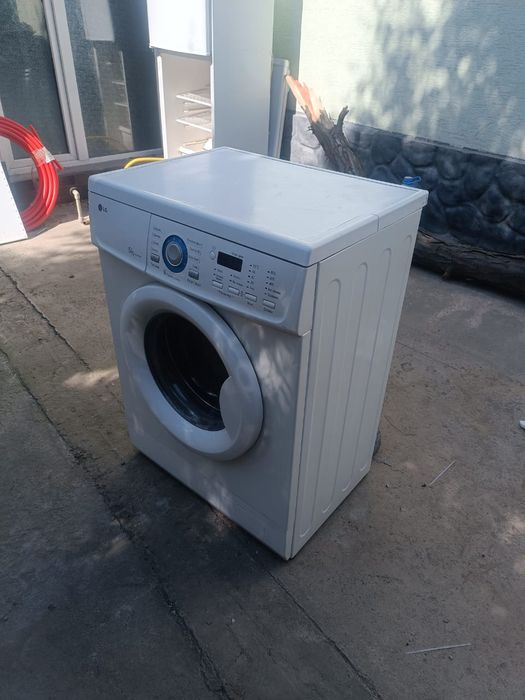 Продаётся стиральная машина