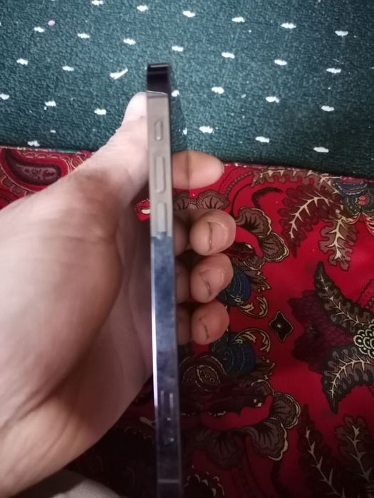 Iphone 12 pro 256/73 holati idyal vakum