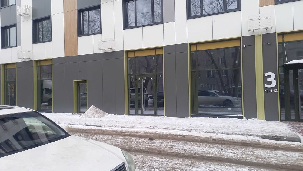 Продам помещение в новом девятиэтажном доме жк. ИРТЫШ