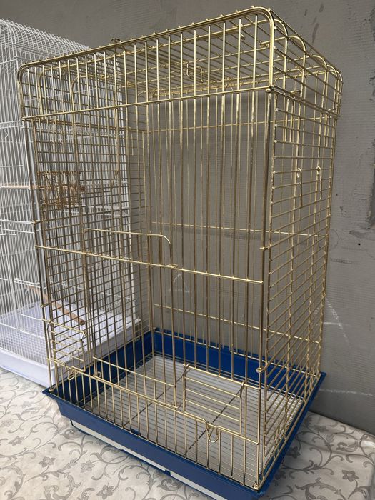 Большая клетка в продаже