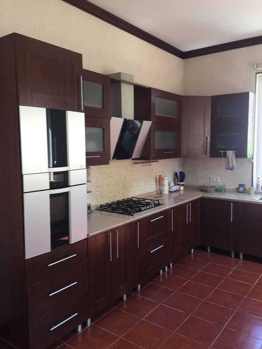 Аренда Дом Яккасарайский район шикарный больщой дом