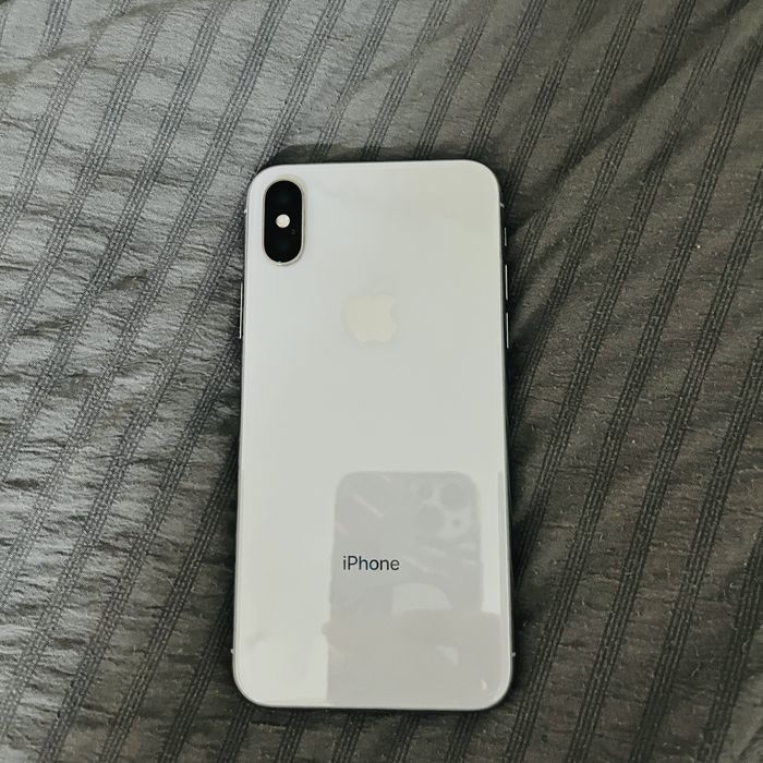 iPhone X состояние хорошое. 256гб