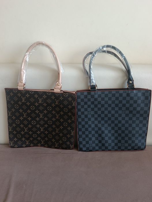 Дамска чанта  Guess