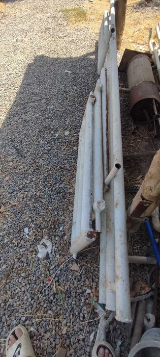 продам трубные батареи толстостенные и котел самотек с участка