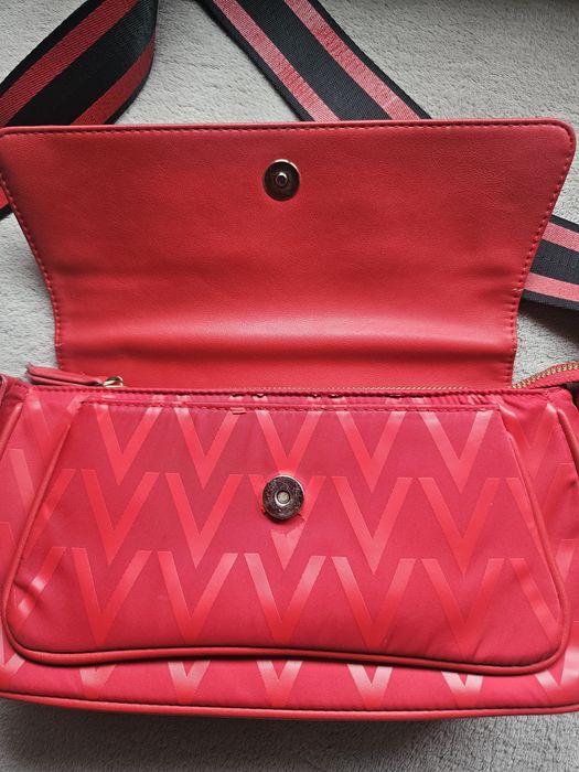 Geanta crossbody Valentino