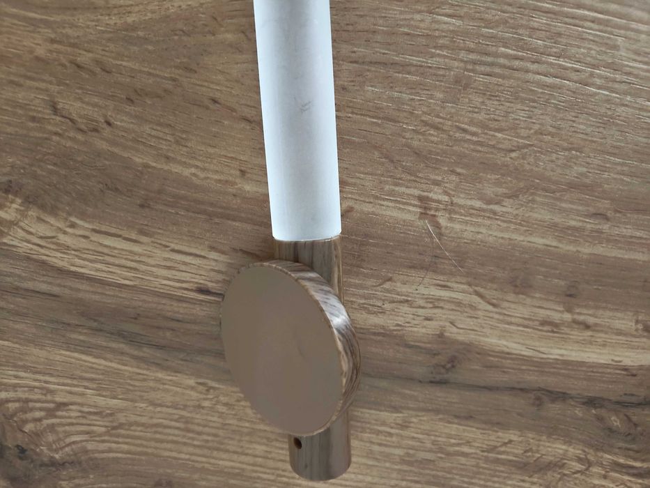 Lampă magnetică cu senzor reîncărcabilă
