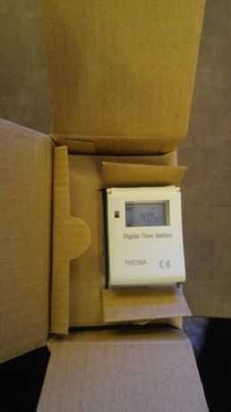 Таймер седмичен електронен за монтаж на DIN шина AHC15A ; 24-часов,