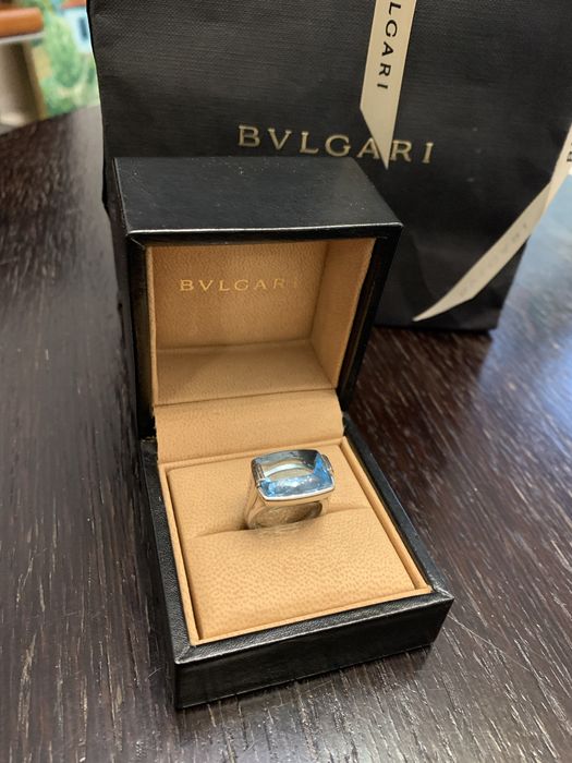 Златен пръстен с топаз BULGRI