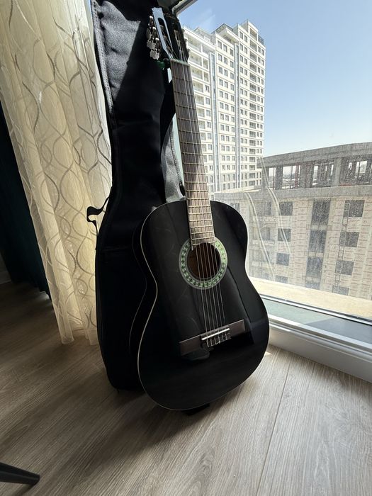 Классическая гитара Harley Benton CG-200 Black