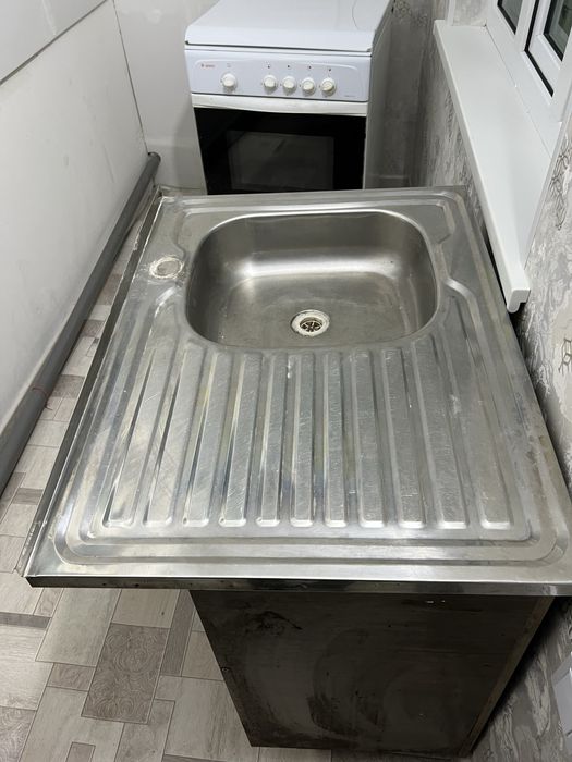 Rakvina mebeli bilan