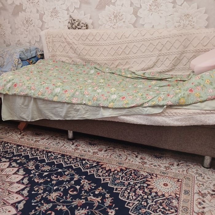 Диван или Тахта 2 шт