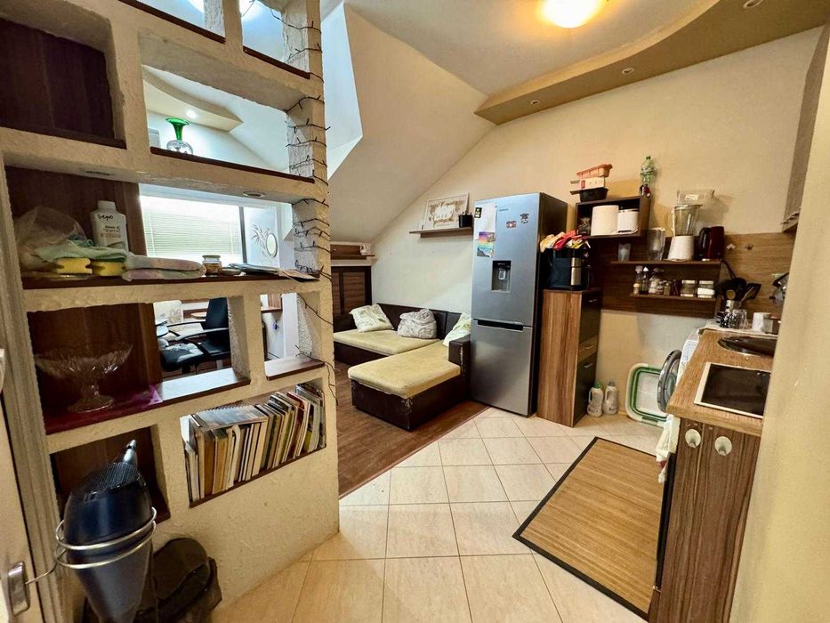 Продава се Тристаен апартамент в Велико Търново, Колю Фичето - 65 кв.м за 1750 €/кв.м - Снимка #3