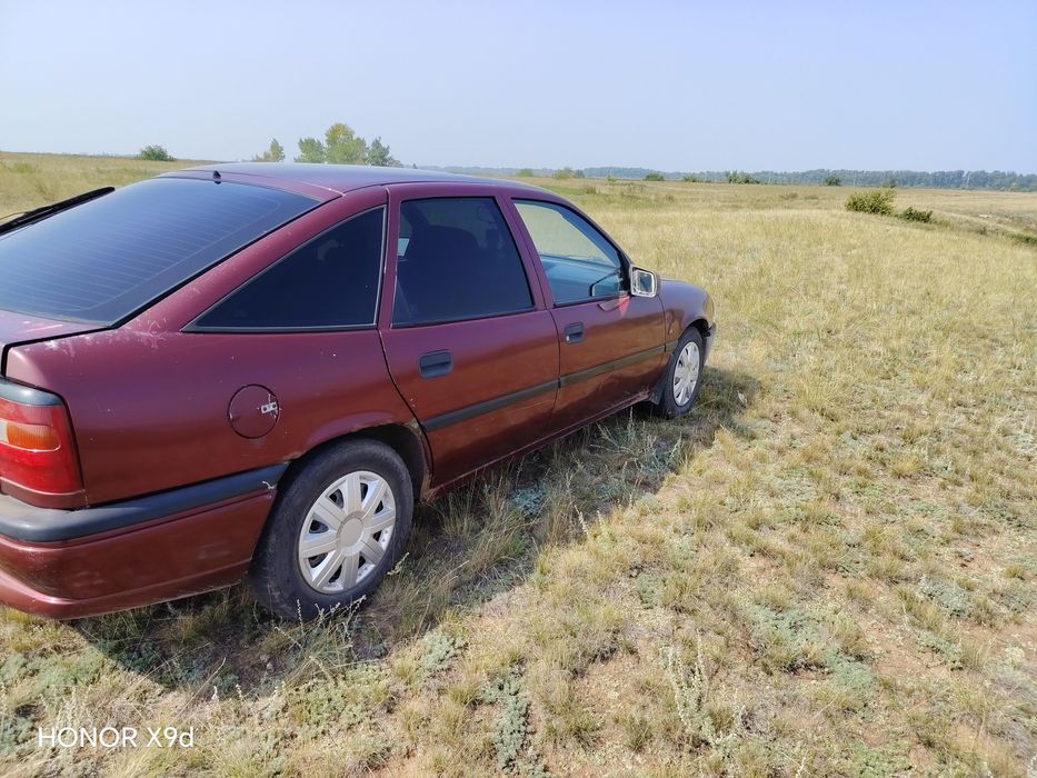 Продам Opel vectra a 1.6