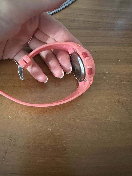 Дамски електронен часовник