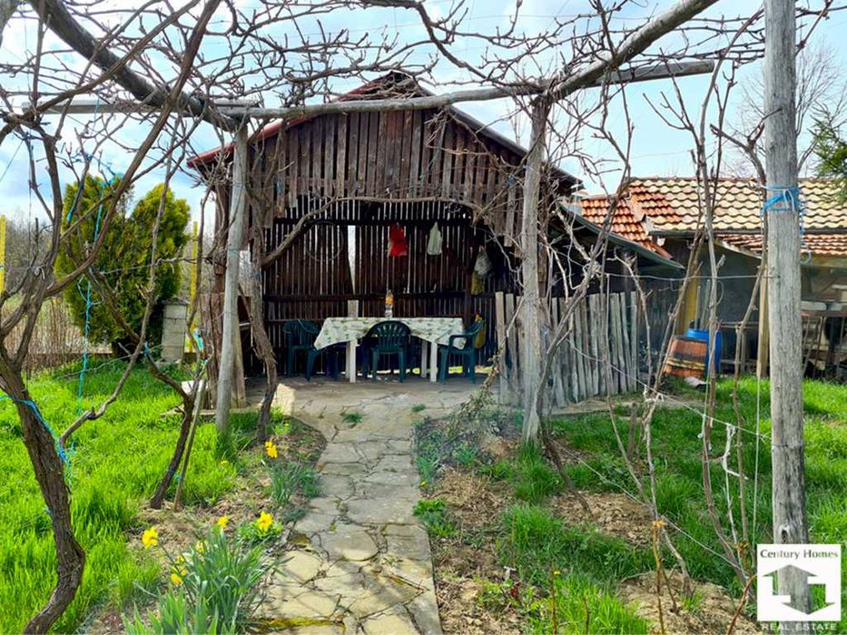 180052 Kъща с бизнес потенциал в китното село Престой, до град Трявна