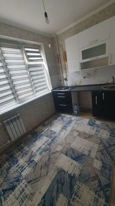 Navoiy shahrida 3 xona uymiz sotiladi narhini kelishamiz