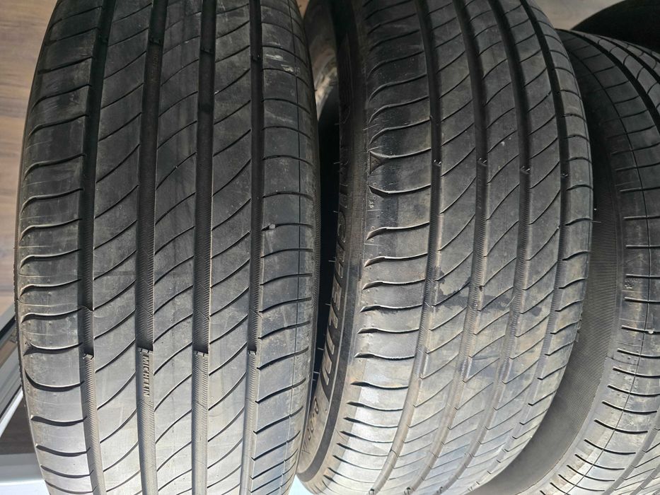 Set vara 2025 215/65R17 Michelin