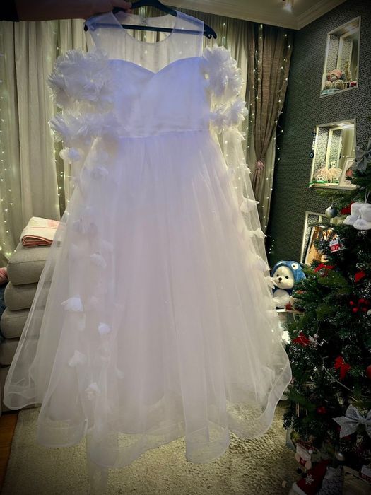 Продам детское  вечернее платье