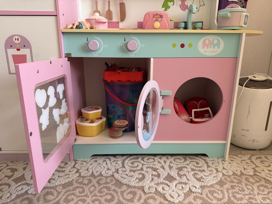 детская кухня (фанера)