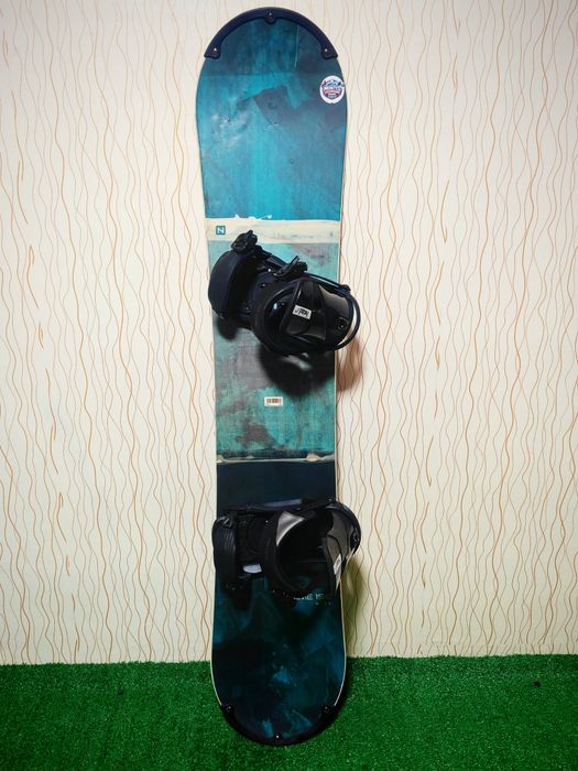 Placa snowboard Nitro Prime 156 cm  Wide+ legături Head L