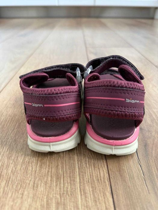 Ecco 24 Biom sandale fetite