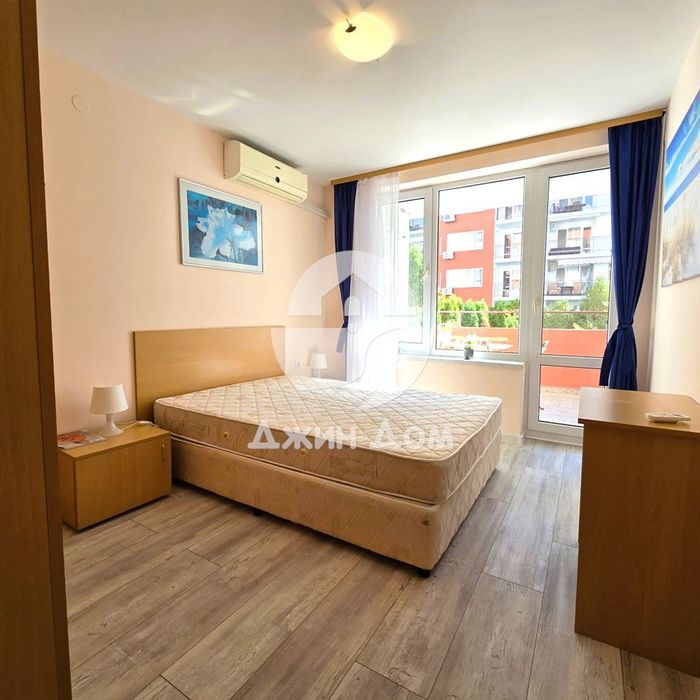 Апартамент с ЧАСТИЧНА ГЛЕДКА МОРЕ в Марина Вю Форт Бийч, Елените