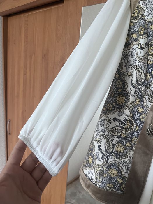 Продам платья,одевалась один раз