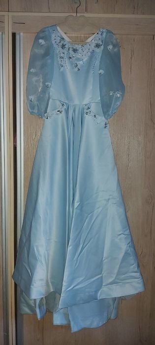 Продаётся платье