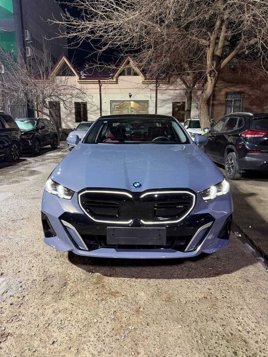 BMW i5 35L eDrive M Sport 2024г! 14 тыс км пробега! Нардо! Чистая!