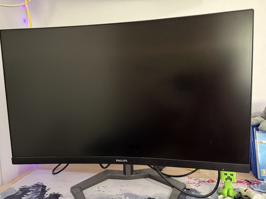 Monitor Gaming Philips Evnia Curbat 27 inch FHD VA 240Hz
