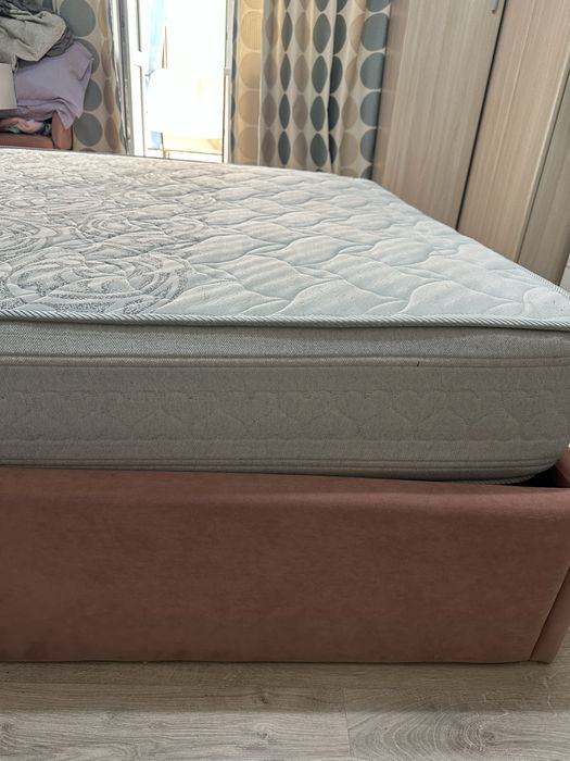 Продам матрас 160х200
