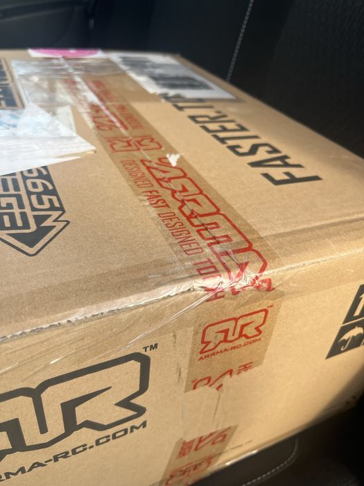 Automodel ARRMA GRANITE 1/10