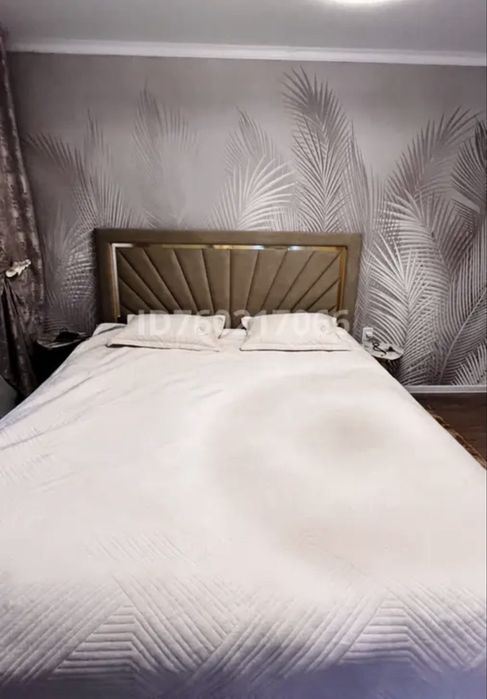 Кровать с механизмом