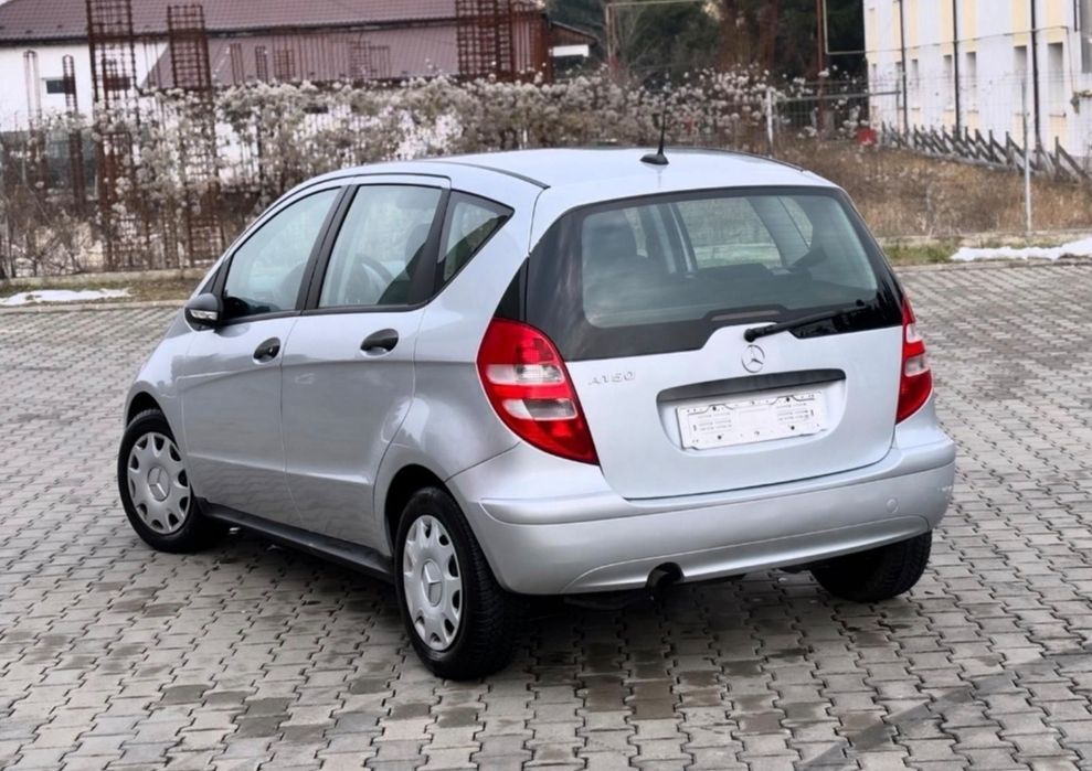Vând Mercedes A-Class A150 an fabricație 2007, motor 1.5
Mașina este î