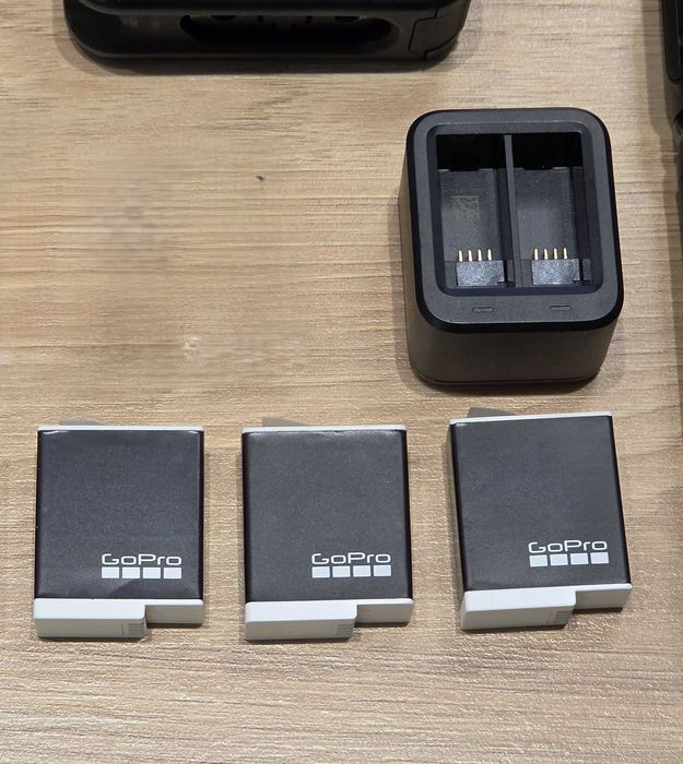 GoPro 3x Enduro Battery + Dual Battery Charger