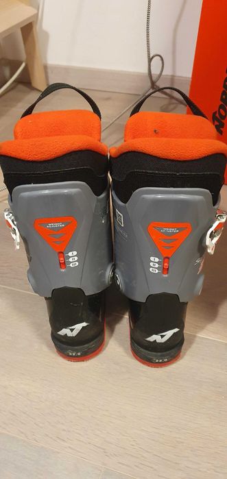 Clăpari pentru copii: Nordica Speedmachine J3