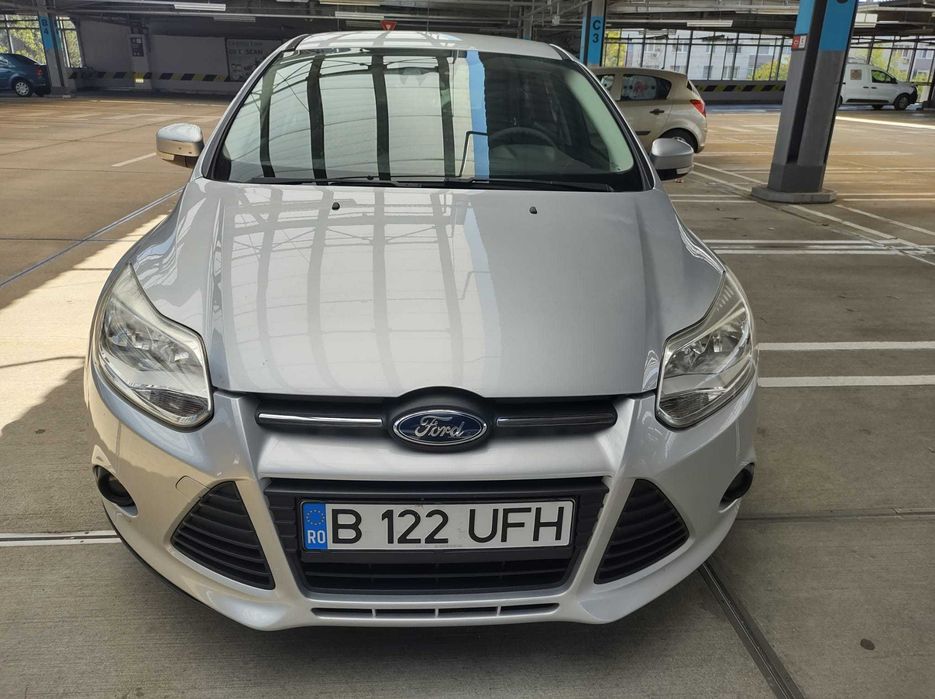 FORD Focus 2011 — imagine 4