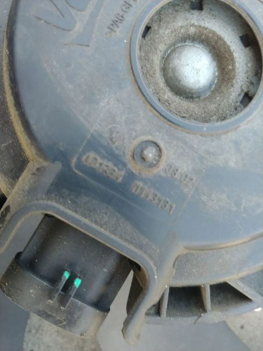 electroventilator 1.4b 8fp  peugeot 208 96372a01