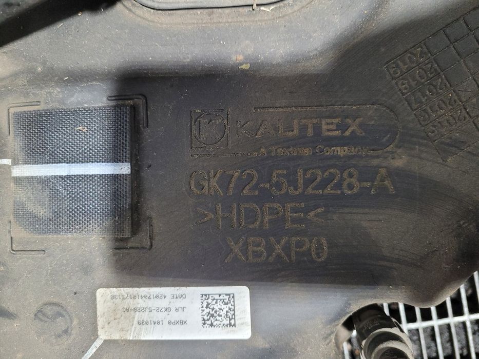 Rezervor AdBlue Land Rover Discovery Sport 2.0 Diesel 2014 - 2019 (1244) GK725J228A Garantie