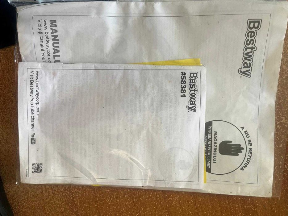 Vând piscină BESTWAY Steel Pro Max 3,66 m x 76 cm