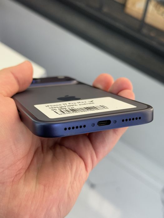 Iphone 17pro max 1024gb 100% android