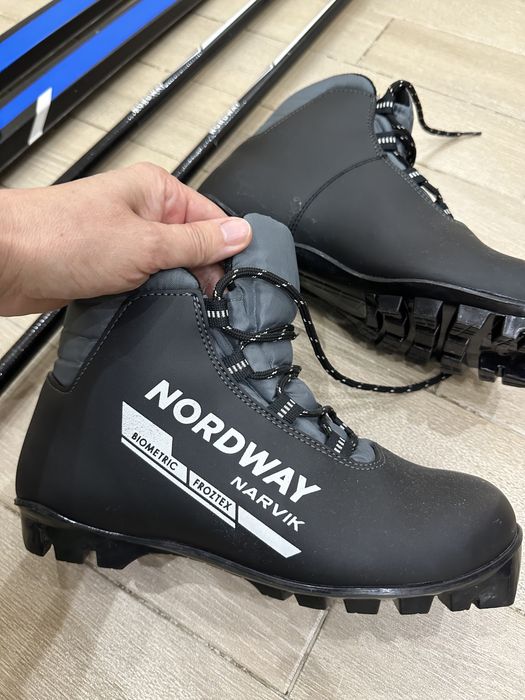 Лыжи в комплекте